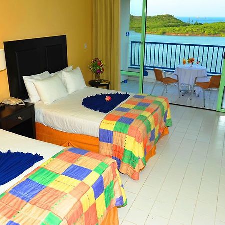 Grand Royal Antiguan Beach Resort Five Islands Village Стая снимка
