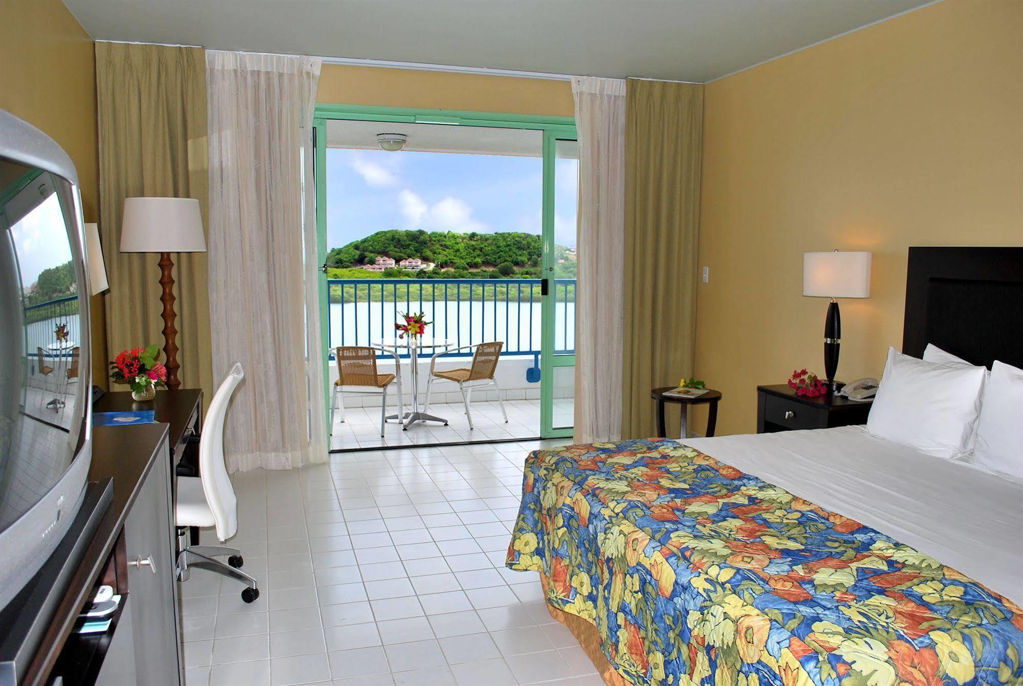 Grand Royal Antiguan Beach Resort Five Islands Village Стая снимка