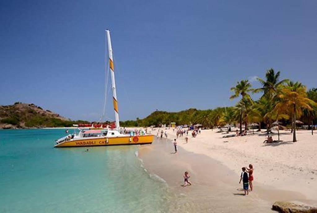 Grand Royal Antiguan Beach Resort Five Islands Village Екстериор снимка